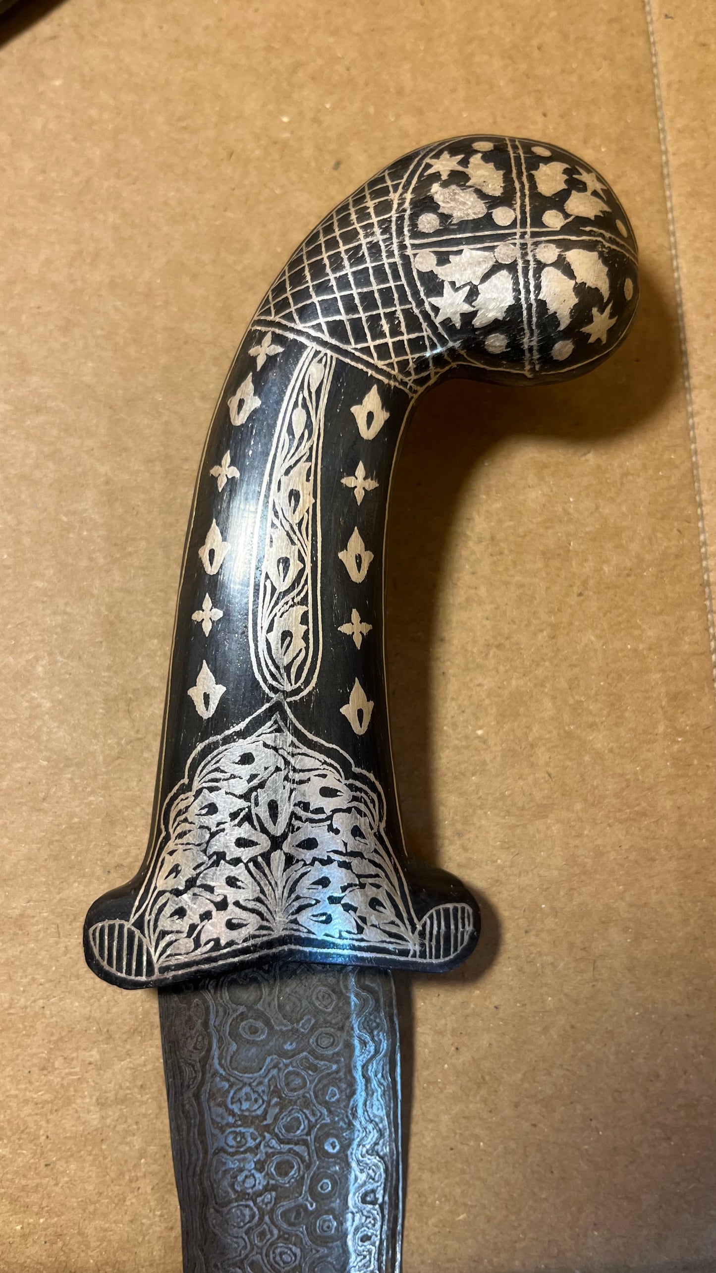 Syrian Silver Dagger