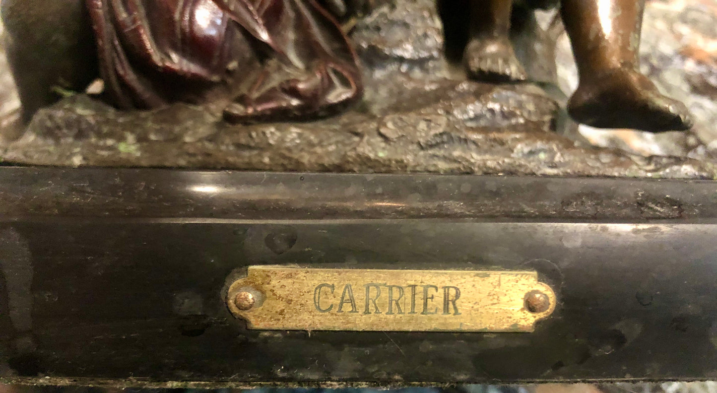 Two kids symbolizing Romeo and Juliet, Bronze Statue.