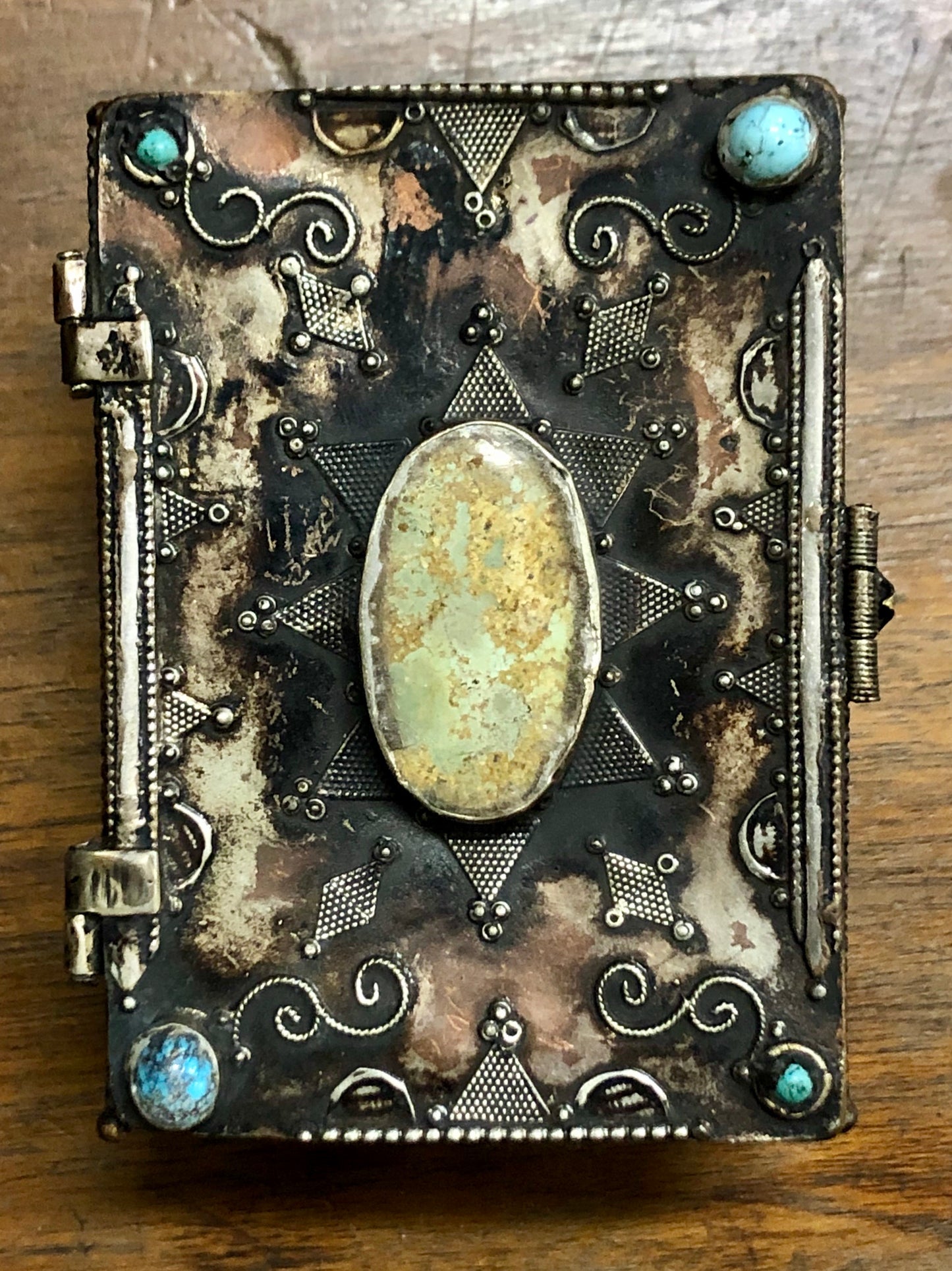 A Handmade Silver Box, made out of pure silver with a Diamond on the top.