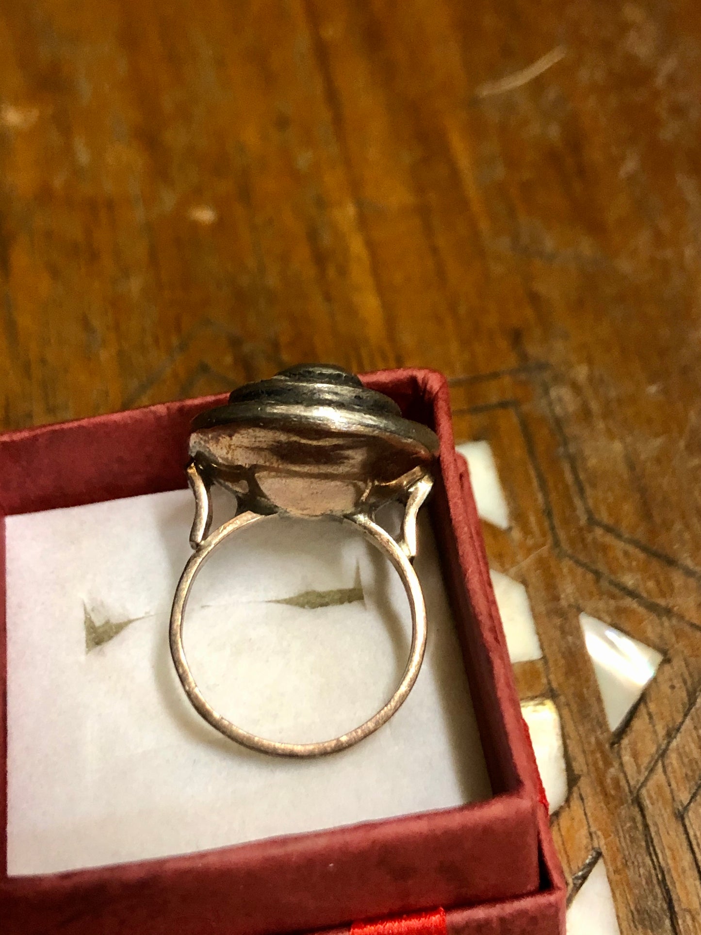 A Golden Ring with Emeralds Stones and Diamonds. 8K