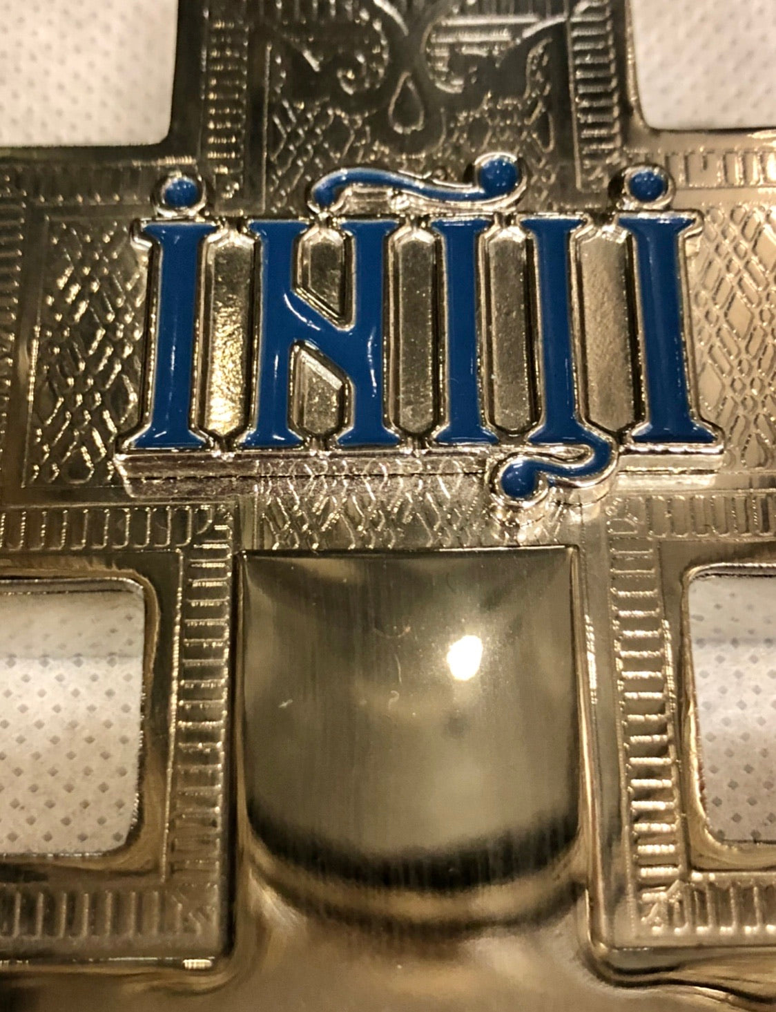 A 925 silver cross with Jesus crucifixion.