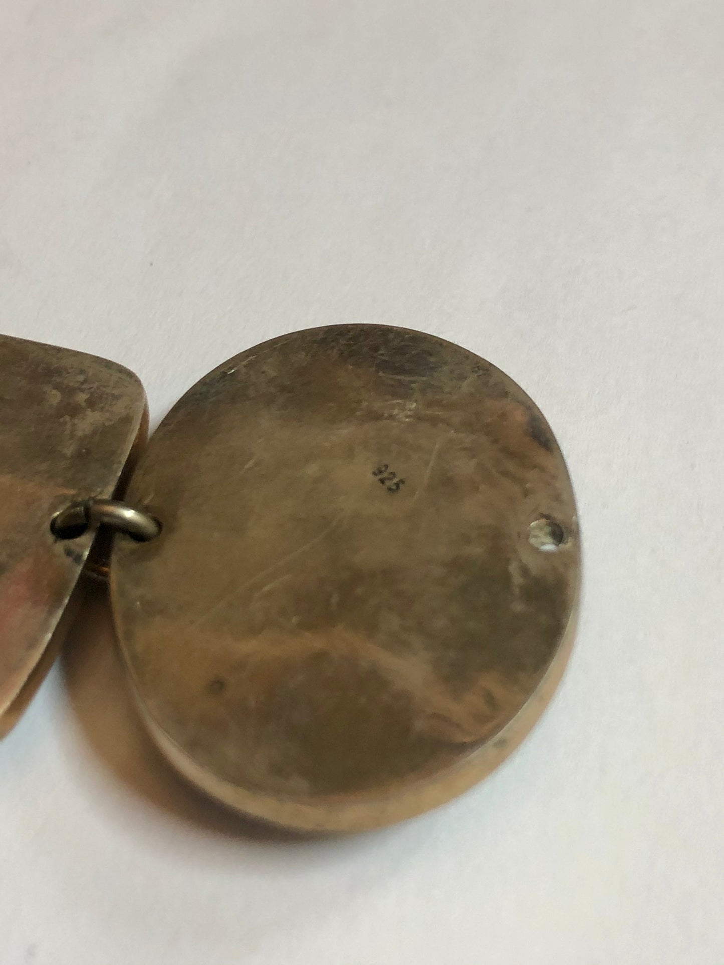 A 925 Silver Necklace with Sapphire stones.