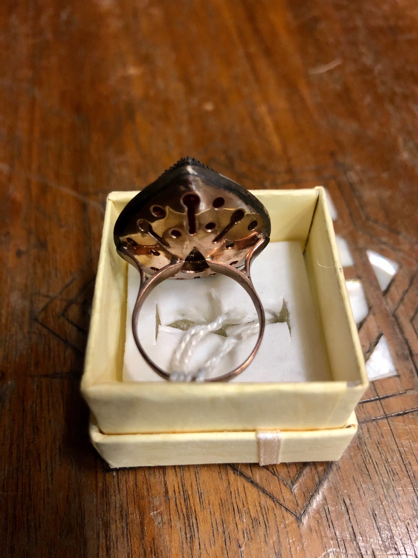 A Golden Ruby Ring with Diamonds, 9K.