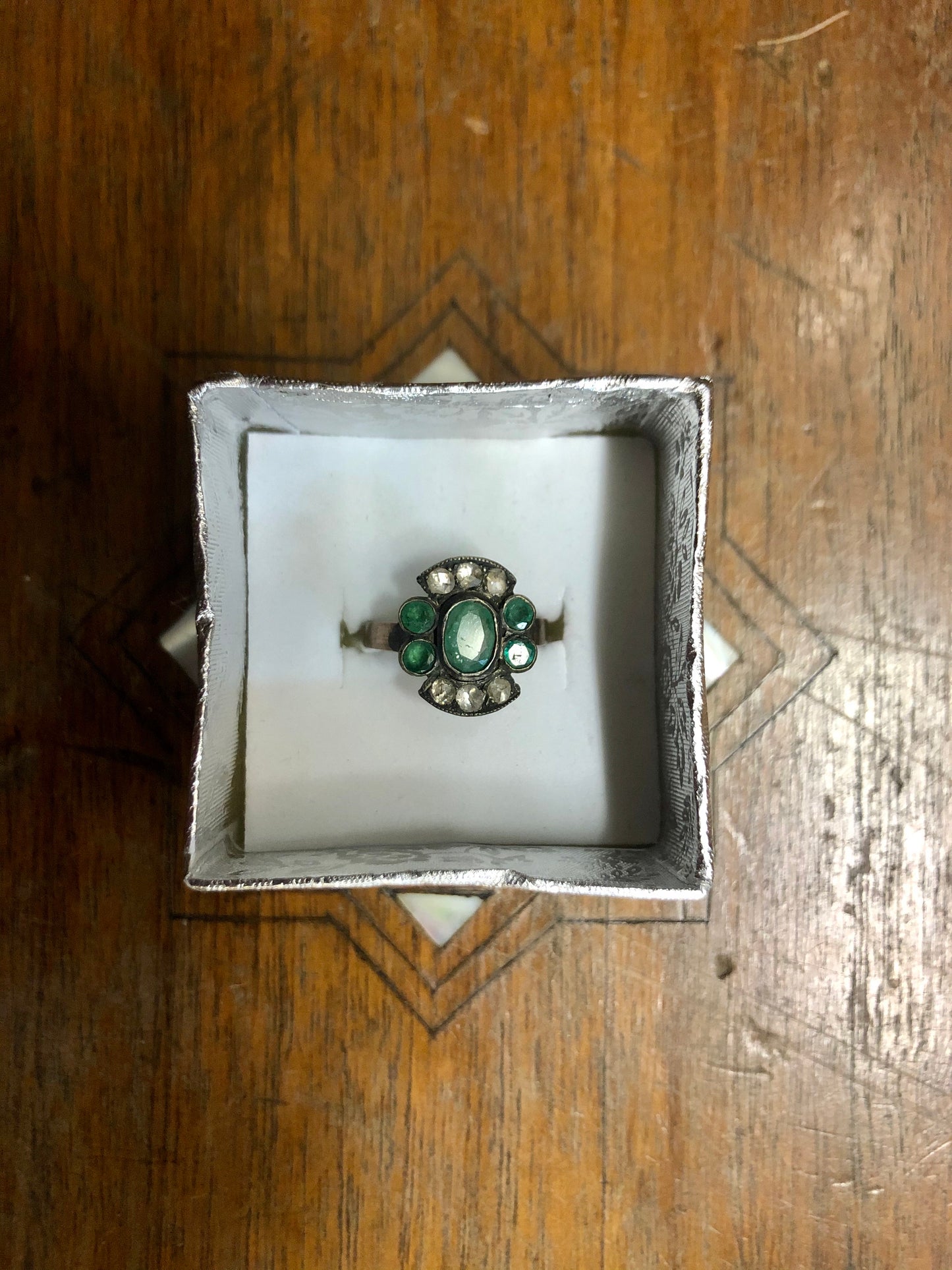 A Golden Ring with Emeralds Stones and Diamonds. 8K