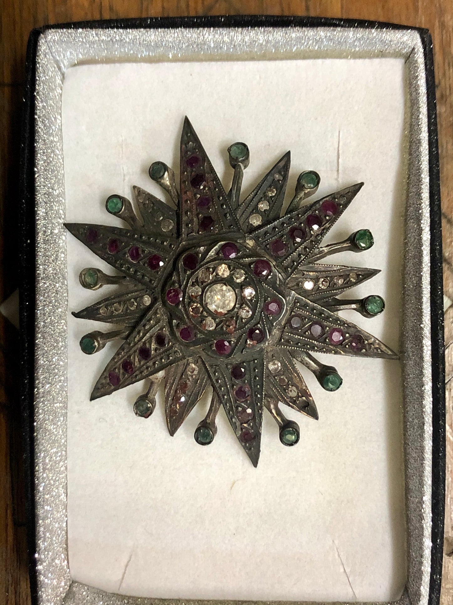 A Russian Golden Brooch with Emeralds and Diamonds. 120 Years old. 10K