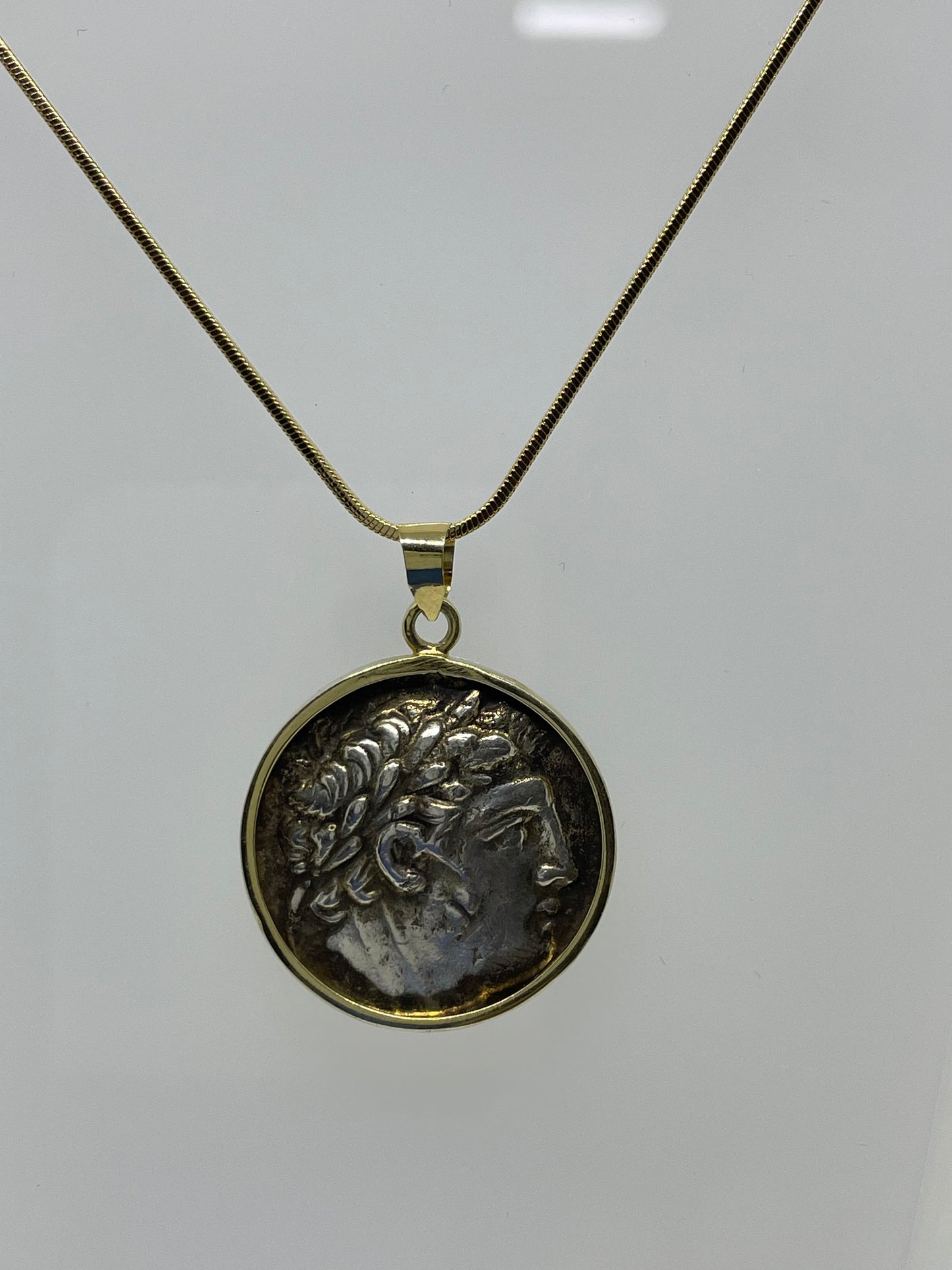 Tyre Shekel in 14K Gold Pendan