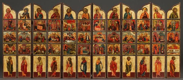 A LARGE AND IMPRESSIVE RUSSIAN FOLDING ICONOSTASIS STYLE ICON, LAST PART OF THE 19TH CENTURY.