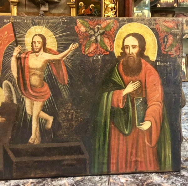 A VERY LARGE, BEAUTIFUL AND RARE 17TH CENTURY ICON OF RESURRECTION OF CHRIST WITH AN ANGEL OPENING THE CASKET ALONG WITH ST. PETER ON THE RIGHT HAND AND ST. PAUL ON THE LEFT.