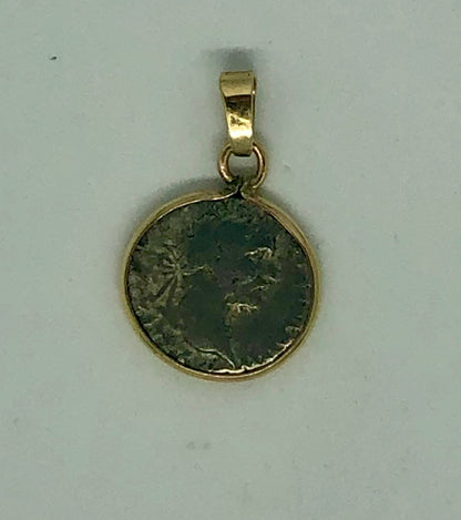 A Roman Silver dinar Pendant, 14k.