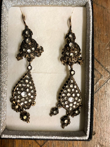 A Russian Golden Pair of Earrings, with Diamonds. 120 Years old. 10K