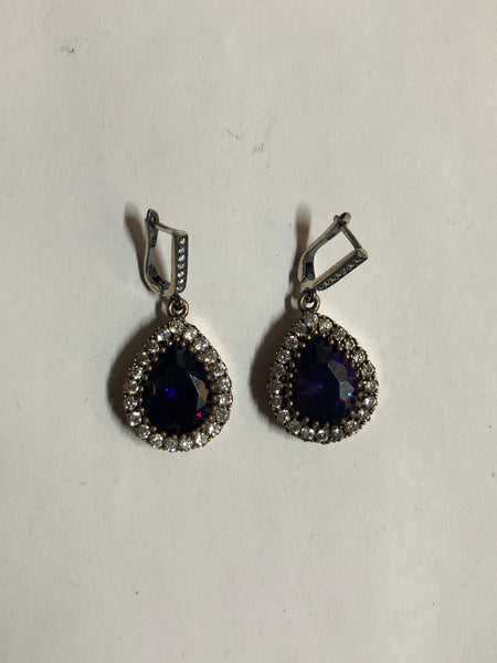 A 925 Silver pair of Earrings with Sapphire stones.