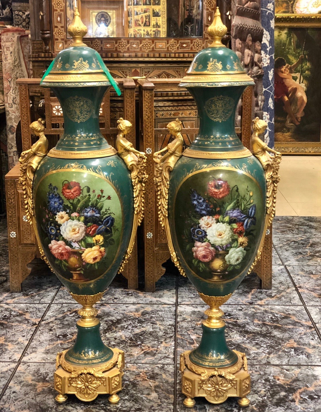 A pair of Porcelain Vase