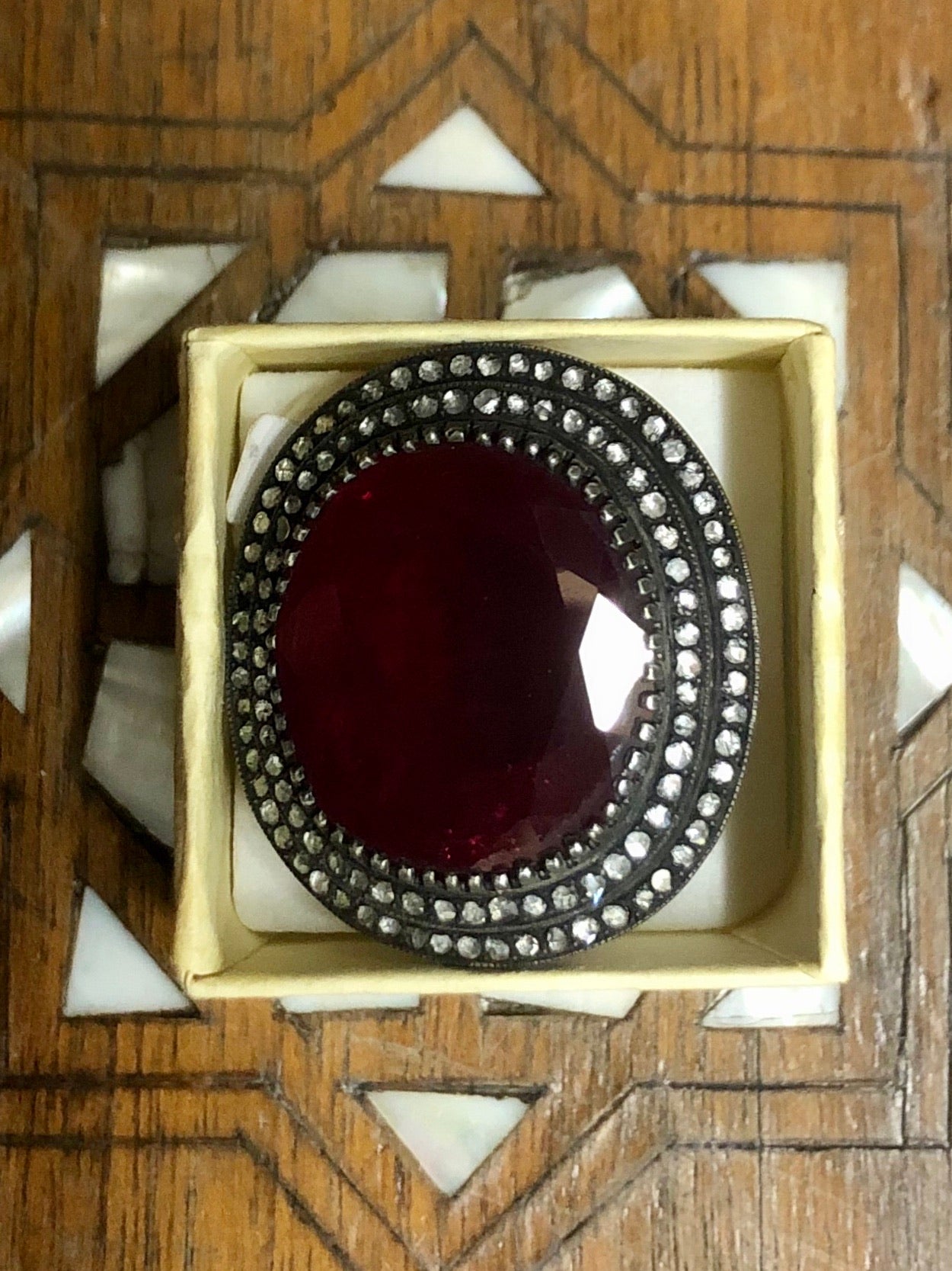 A Golden Ruby Ring with Diamonds, 9K.